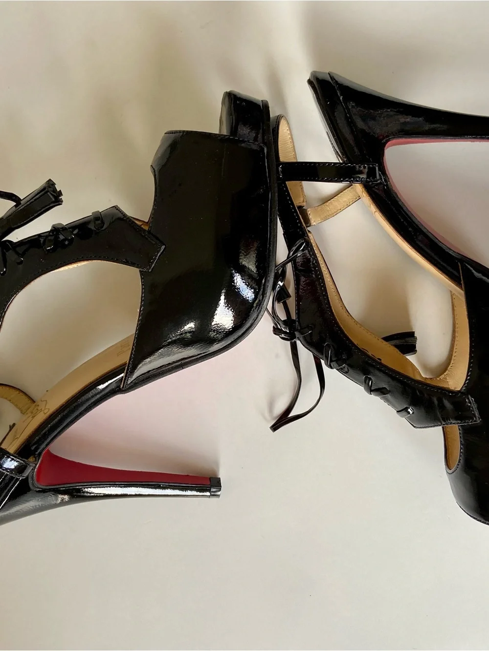 NWT Black Patent High Heel Louboutin platform Sandals with tie vamp